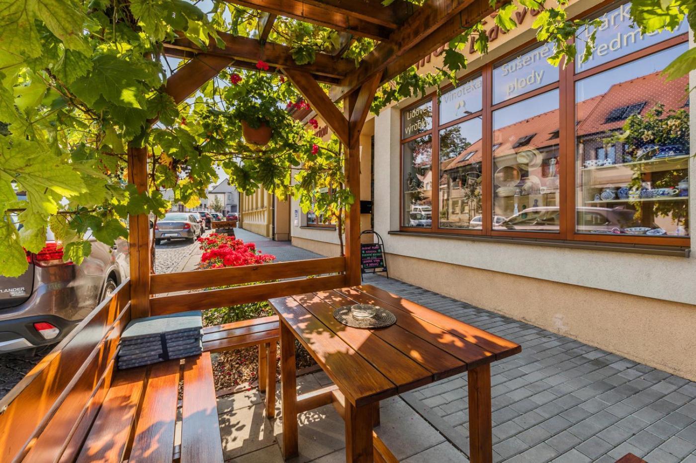 Apartmany U Zamecku Kyjov  Luaran gambar